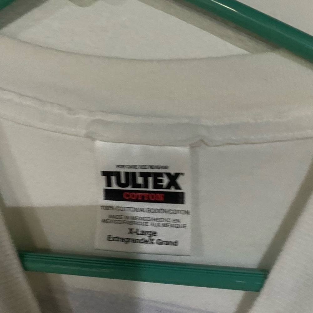 Graphic tee X-Large - Picture 6 of 6